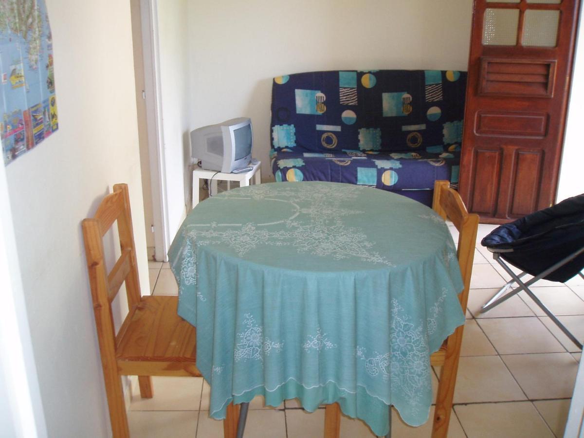 Appartement Meuble Vue/Mer Les Anses-d'Arlets Eksteriør bilde